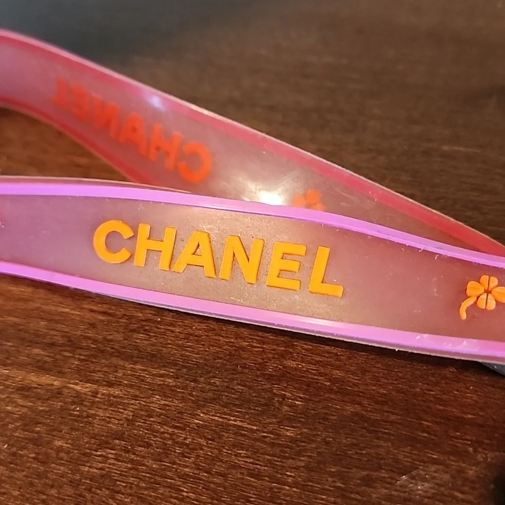 Authentic Chanel belt- rare - Picture 3 of 8